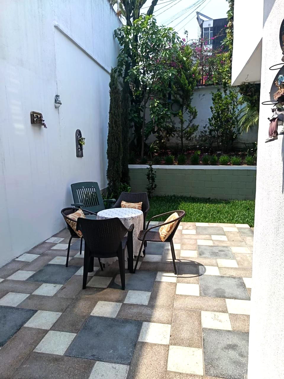 VENTA DE PROPIEDAD EXCLUSIVA EN SAN CRISTOBAL, ZONA 8 DE MIXCO — foto 12 de 12