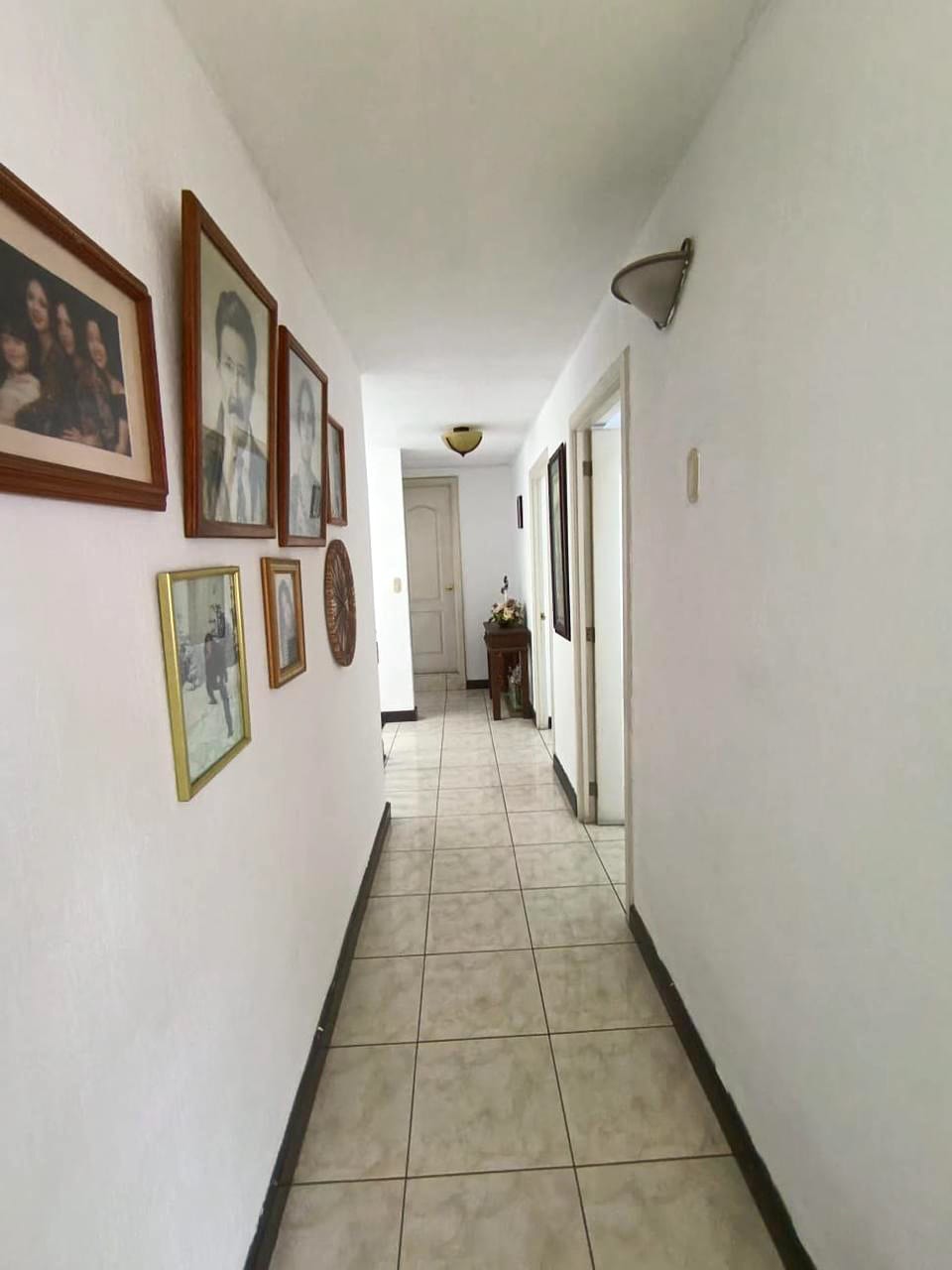 VENTA DE PROPIEDAD EXCLUSIVA EN SAN CRISTOBAL, ZONA 8 DE MIXCO — foto 6 de 12